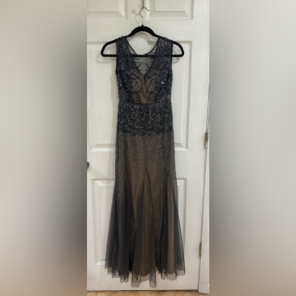 graphite & taupe Adrianna Papell Beaded sequins Mermaid Mesh Gown size 2 petite - Picture 2 of 16